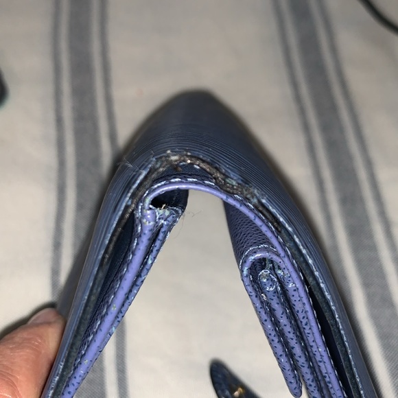 Louis Vuitton Authentic Blue Epi Leather Wallet Code# MI0094 - Picture 6 of 11